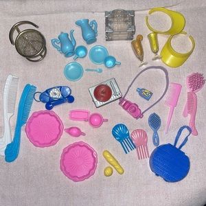 💙Lot of Barbie accessories